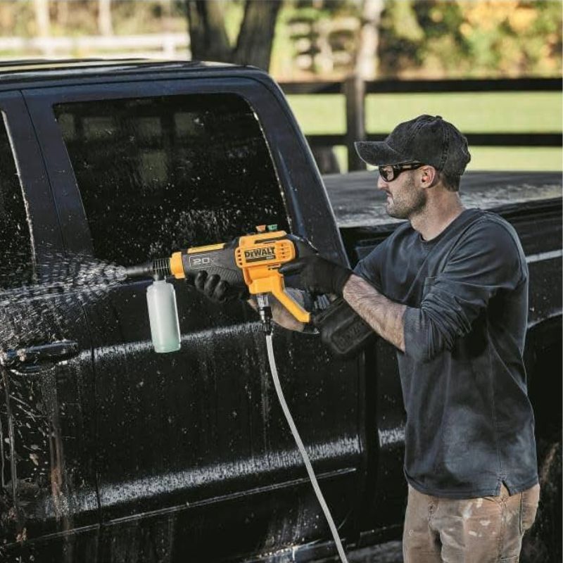 KIT DEWALT ORIGINAL: HIDROLAVADORA PORTATIL + 2 BATERIAS 48V + KIT CAJA DE HERRAMIENTAS 108PCS DE REGALO